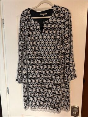 Robbie Bee Black and White Crochet Overlay Dress